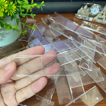 the ten nhan vien mica khong cai